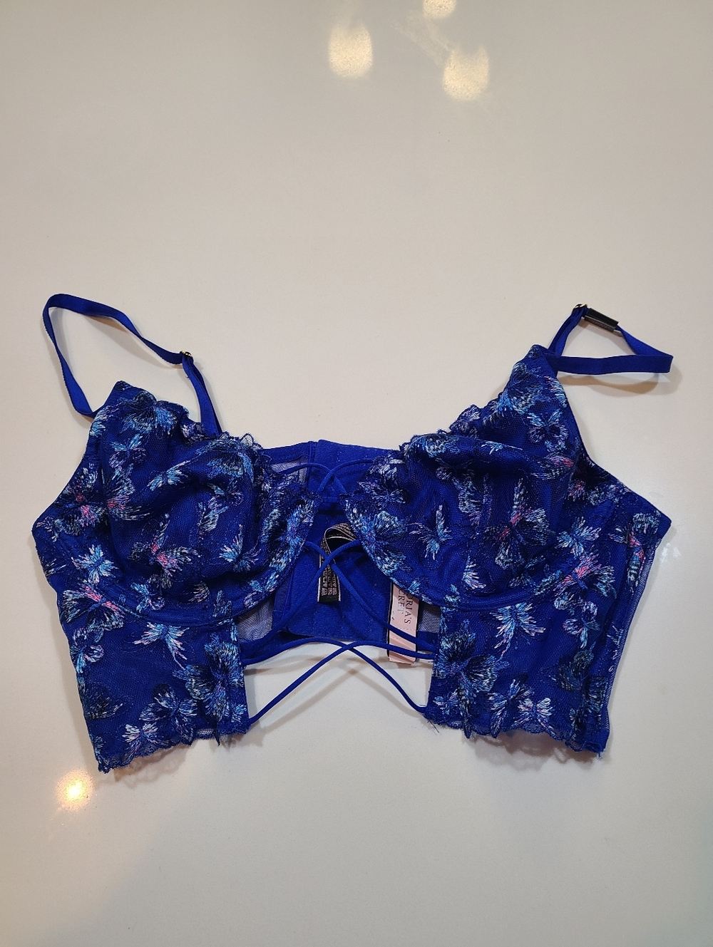 NWT Victoria's Secret Very Sexy Blue Floral Lace Bra in Size Medium